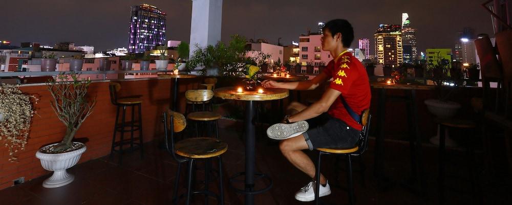 Valentine Hotel Saigon - Bùi Viện Street Thành Pho Ho Chí Minh Esterno foto